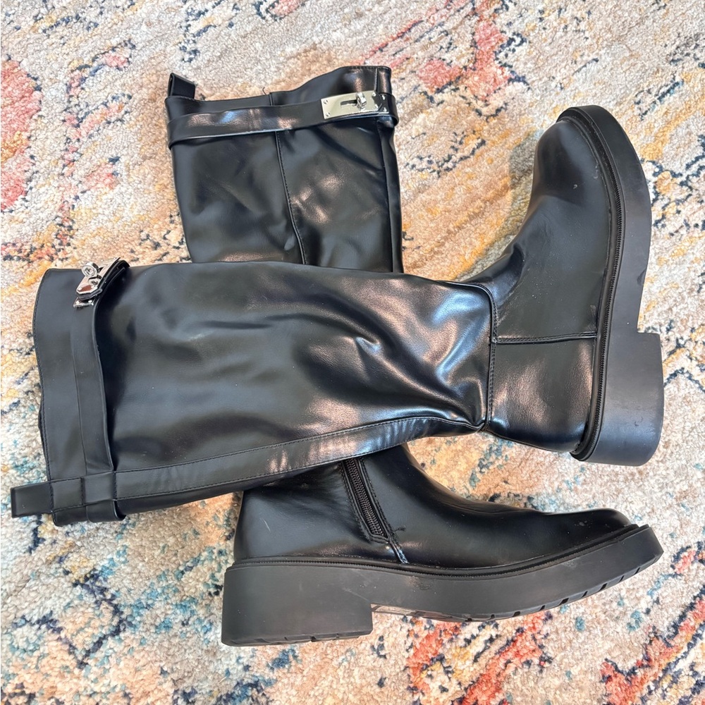 Sleek Black Leather Boots with Buckle